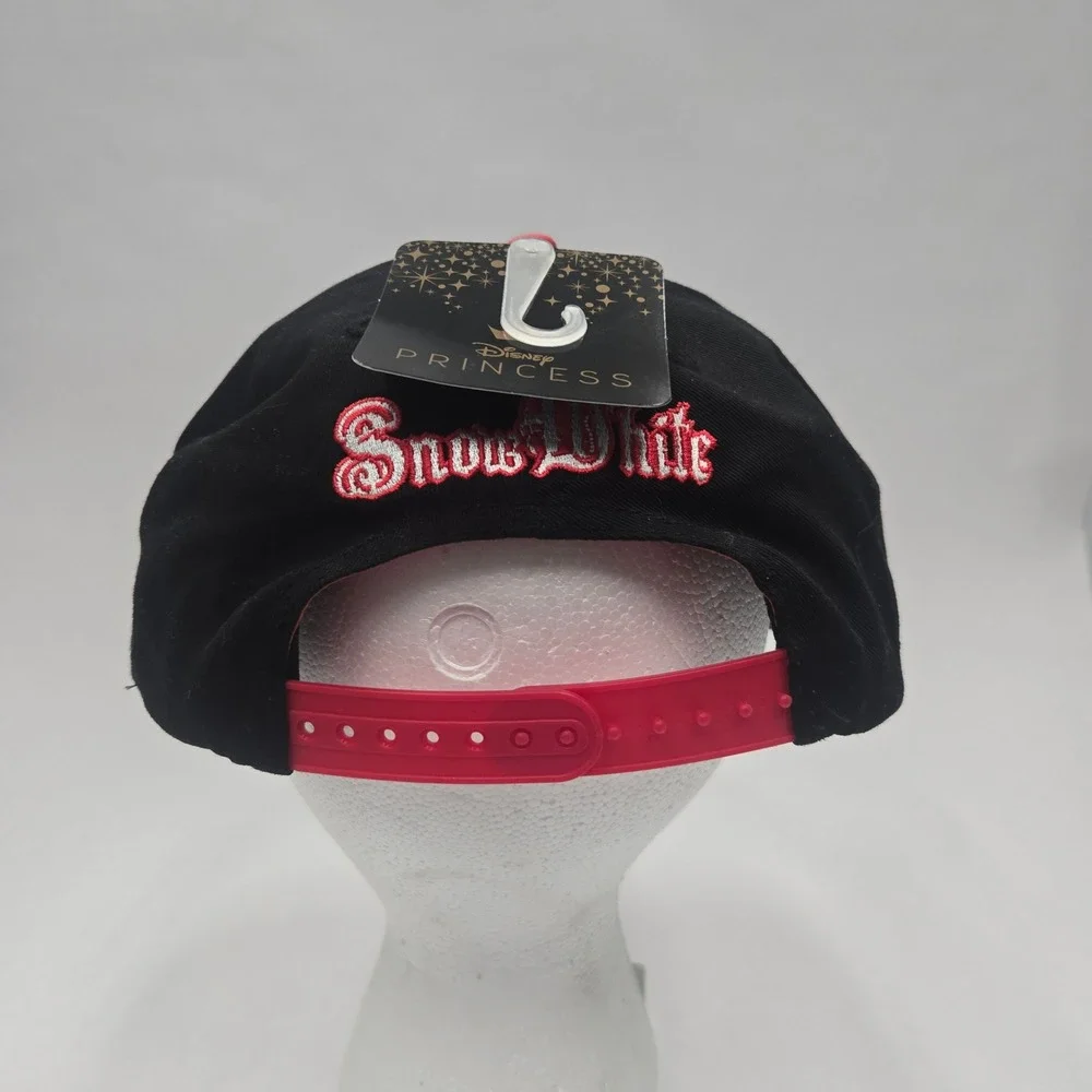 Disney Princess Snow White Snapback Hat Black Red Just One‎ Bite ECPS6023AMC NEW